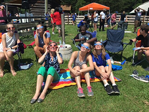 People Viewing Roper Mountain Eclipse